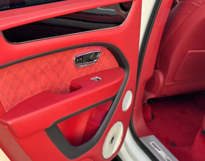 BENTLY BENTAYGA 2023 (9)