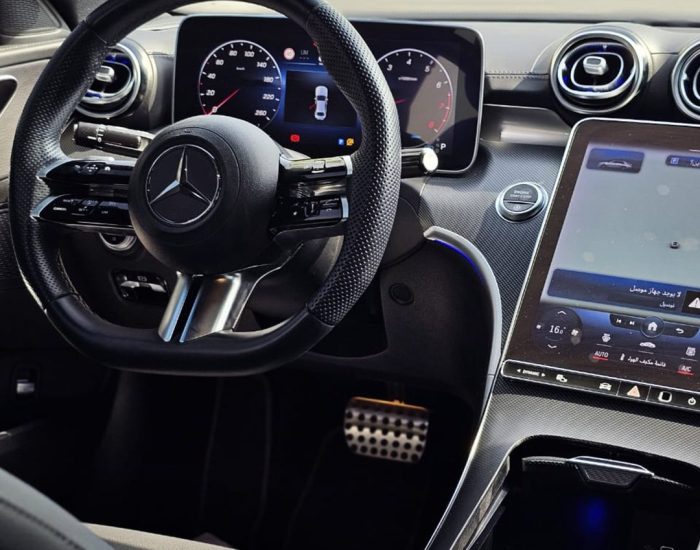 MERCEDES BENZ C200 2024 (4)