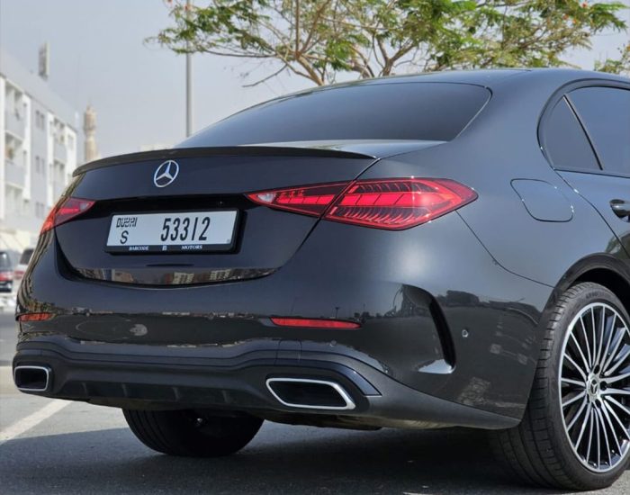 MERCEDES BENZ C200 2024 (5)