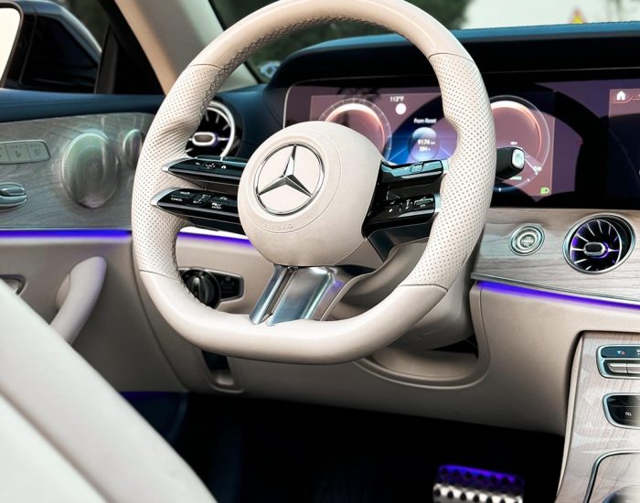 MERCEDES BENZ E450 2023 (5)