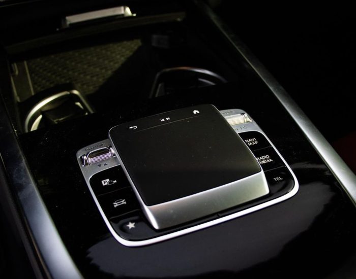 MERCEDES BENZ G63 2025 (4)