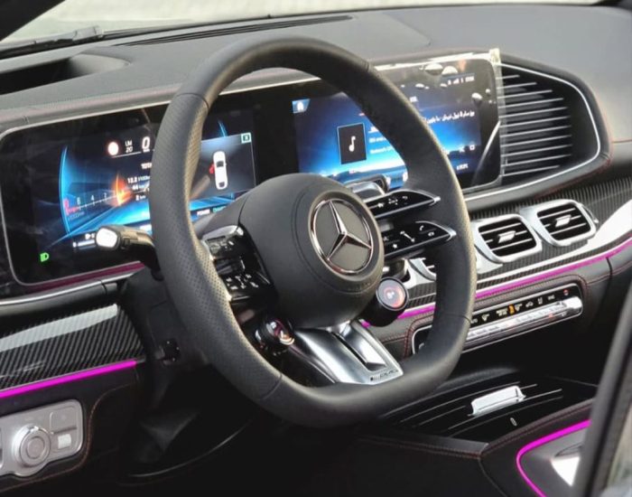 MERCEDES BENZ GLE53 2024 (4)