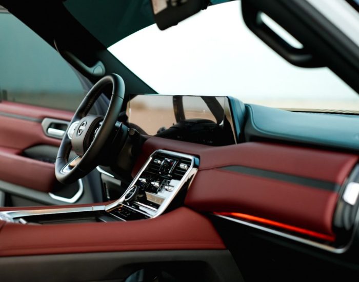 NISSAN PATROL PLATINUM 2025 (6)