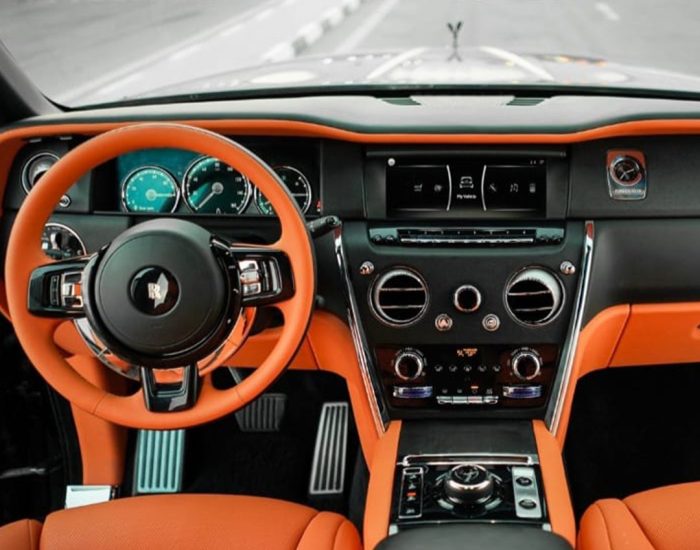 Rolls Royce Cullinan Black Badge 2022 (8)