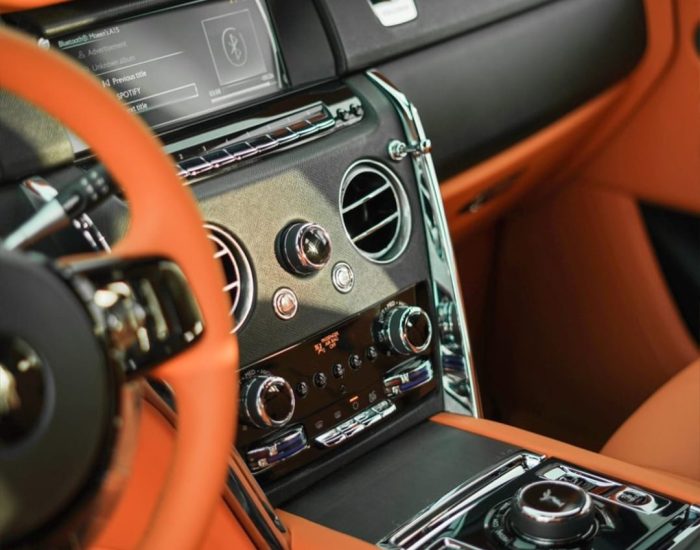 Rolls Royce Cullinan Black Badge 2022 (9)